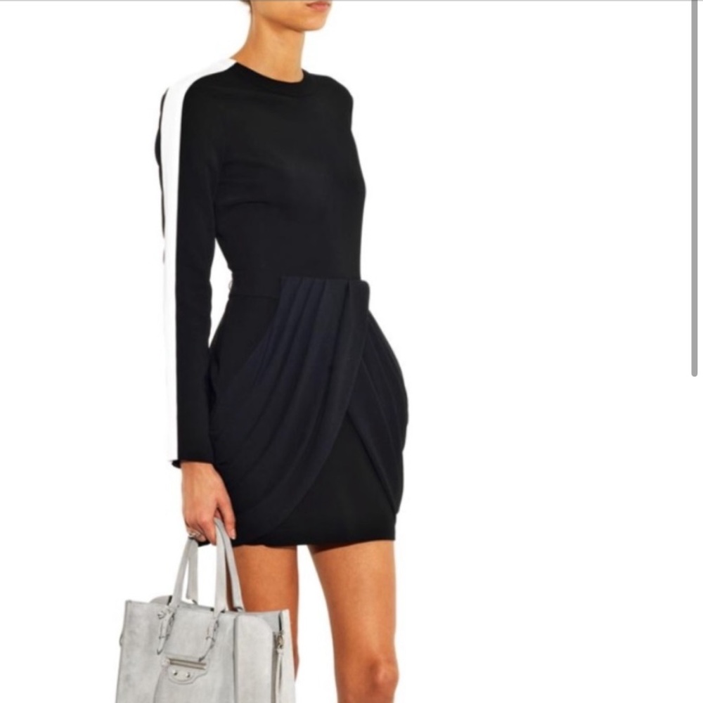 ALC Tolan Dress with POCKETS - Picture 3 of 6